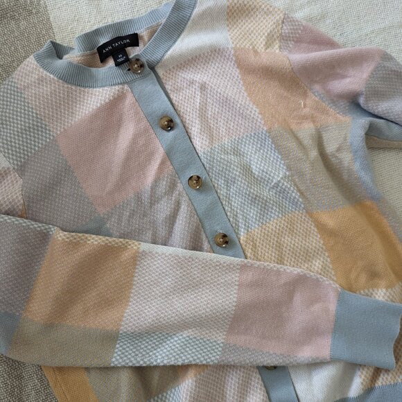 Ann Taylor Colorblock Cardigan - Picture 2 of 2